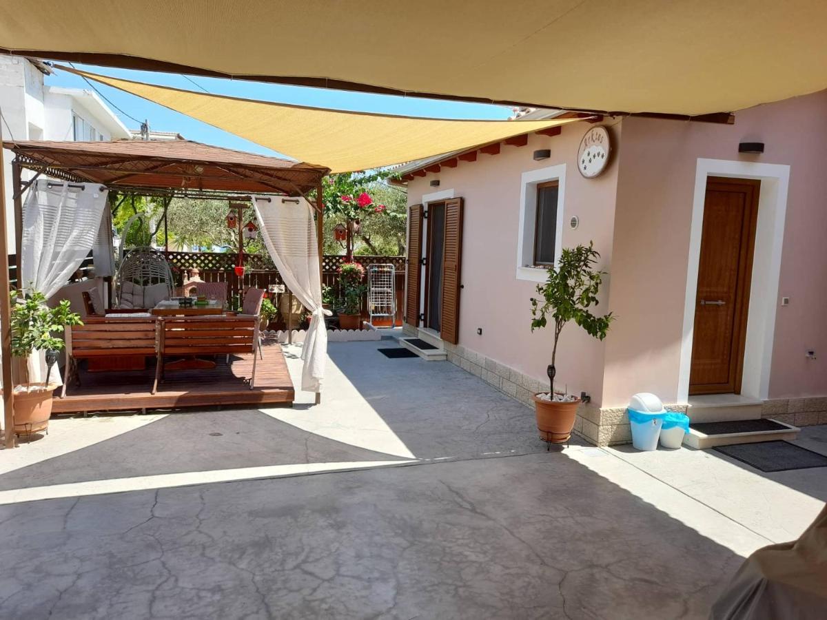Villa Arktos Нидри Екстериор снимка